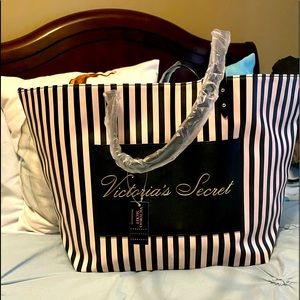 VS bag NWT
